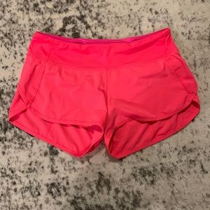 Lululemon speed up short!! Good condition! Selling because I never wear these.